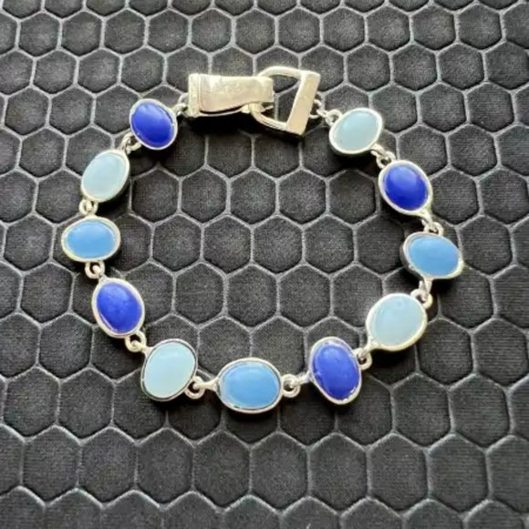 Sea Glass Bracelet with Light and Dark Blue Sea Glass Made of .925 Silver - Picture 1 of 2